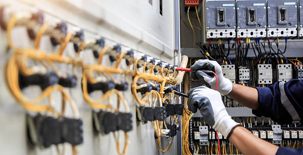 Professional Electrician technician working in Pearl River, NY